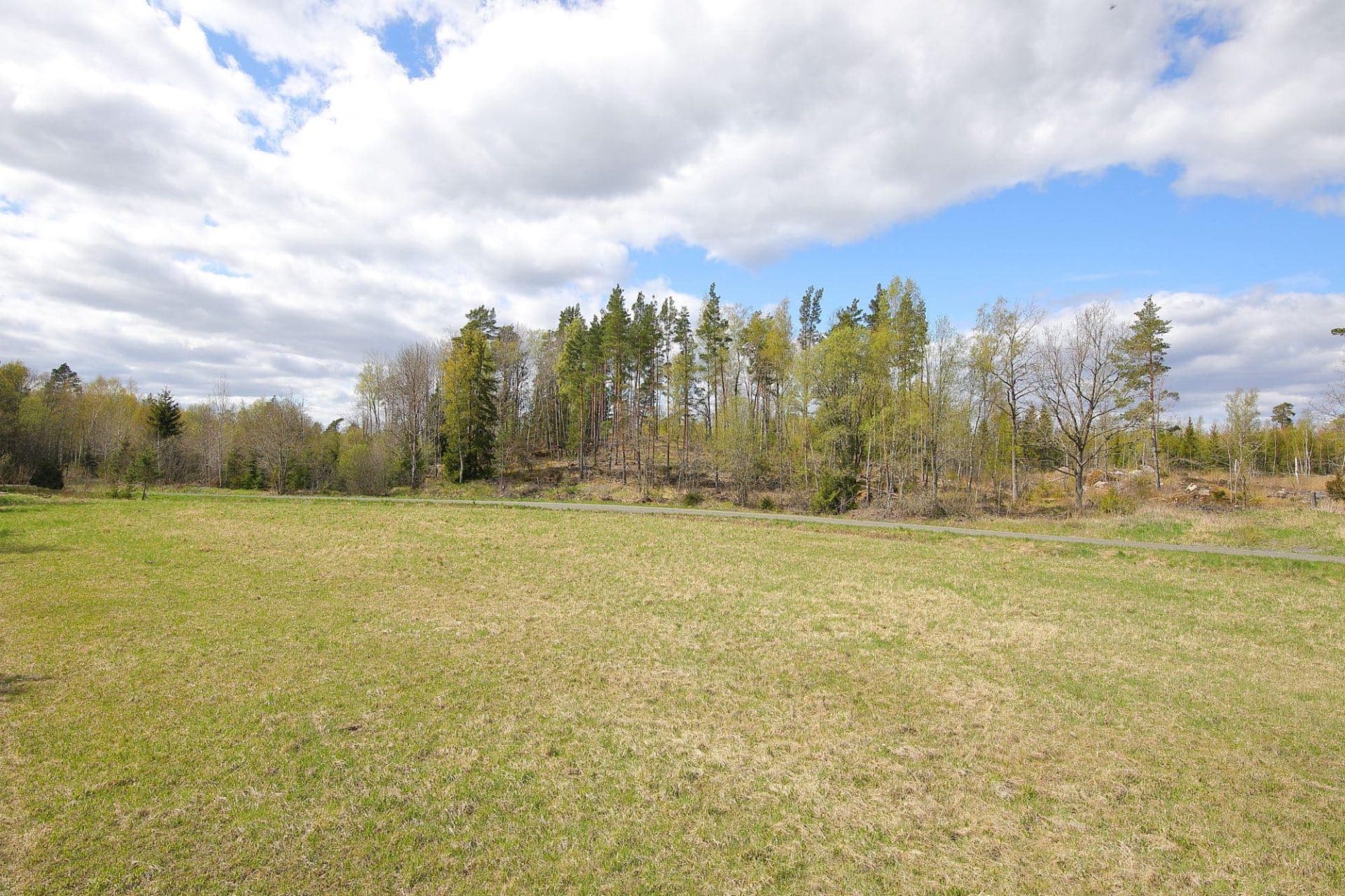 Blivande hästgård | KROKKÄRRET 1:1, ÖRSUNDSBRO, mellan Uppsala och Enköping - Miniatyrbild 2 av 12