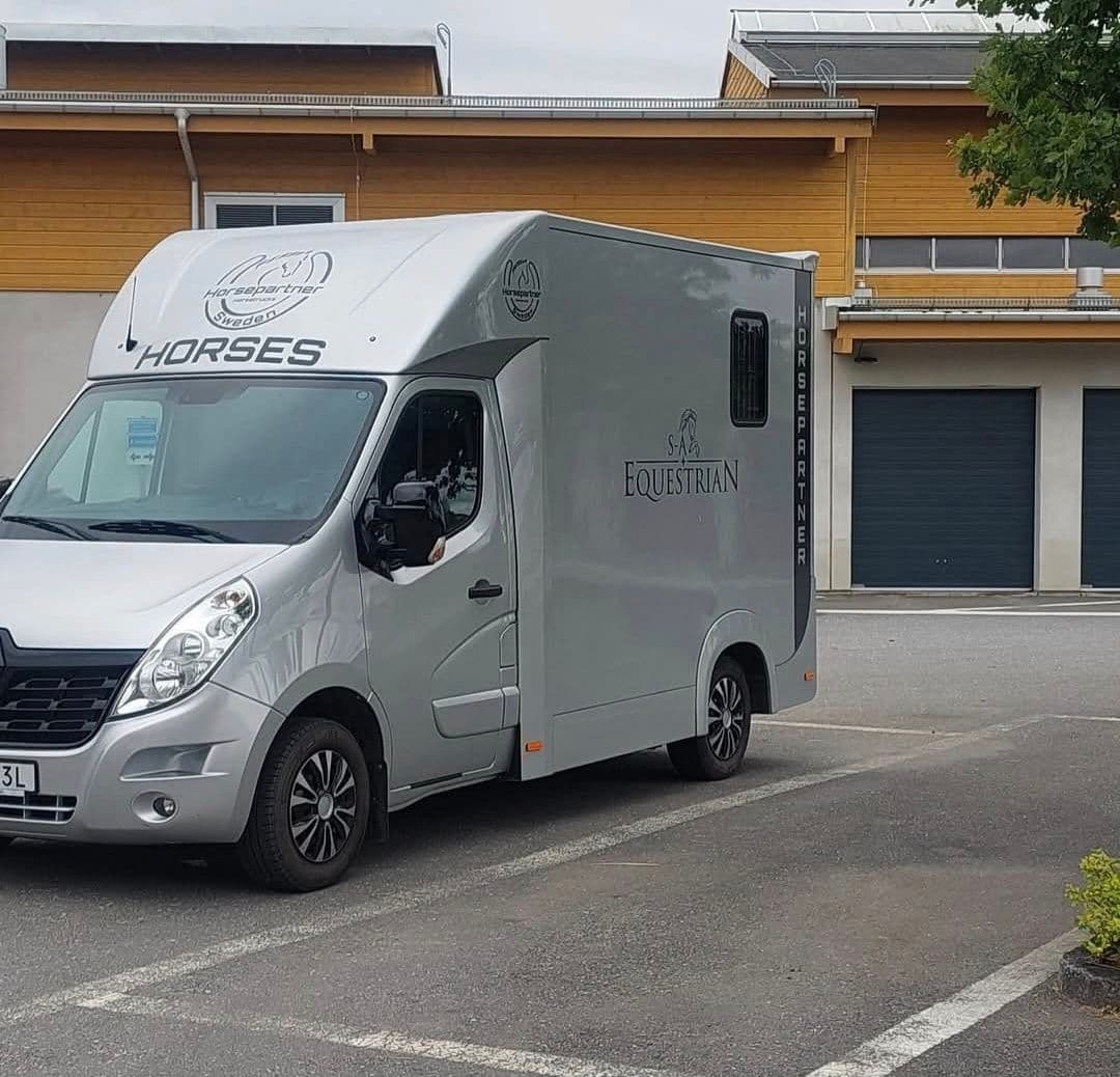 Sjuktransport för akut sjuka hästar